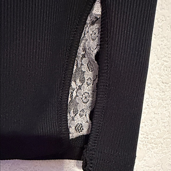 ROMWE Black/white cap sleeve dress with lace detail - Picture 4 of 7